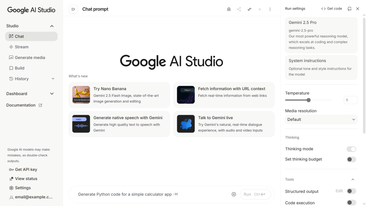Google AI Studio interface showing Gemini 2.5 Pro selected as the active reasoning model