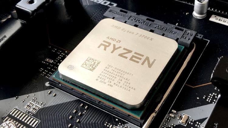 AMD Ryzen AI 400 Brings 50 TOPS NPU to the Desktop