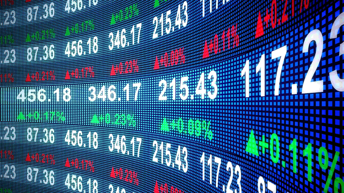 Cybersecurity stocks fell sharply following news of the Mythos model's agentic attack capabilities