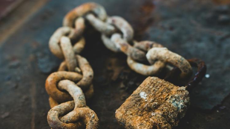 Discord Group Slipped Into Claude Mythos on Day One