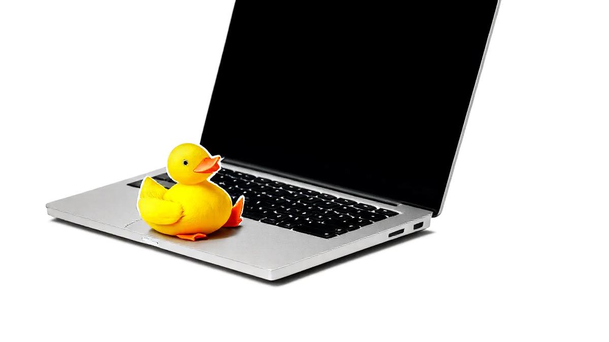 DuckDuckGo Traffic Triples After Google's AI Search Pivot episode artwork