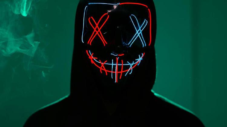 LLMs Can Unmask Online Users for $4, Study Finds