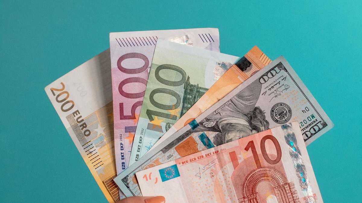 Euro banknotes representing European investment capital