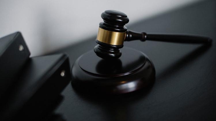 New York's RAISE Act Is Law - AI Labs Have Until 2027