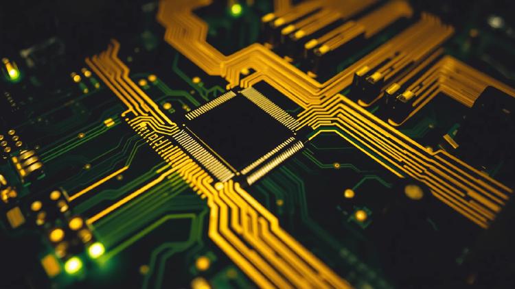 USCC: China's Open-Source AI Now Runs 80% of US Startups