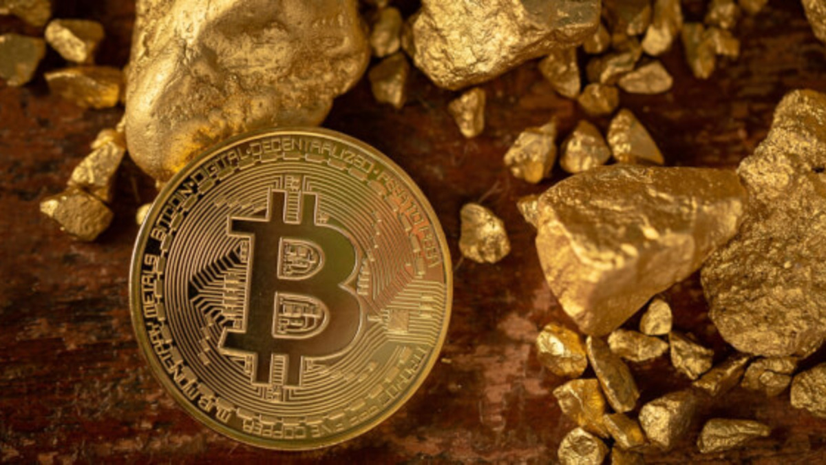 FlashAttention 4 achieves 71% GPU utilization on NVIDIA Blackwell B200