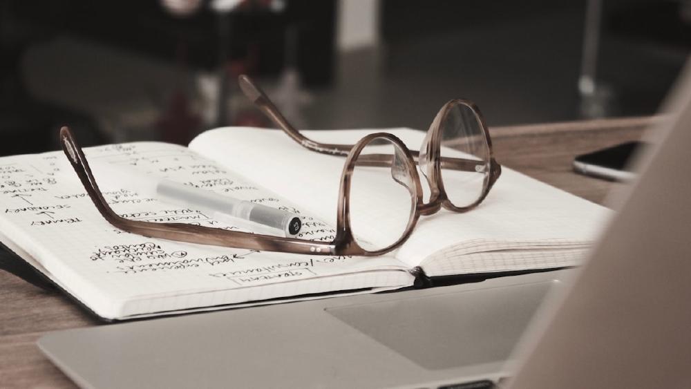 Claude Opus 4.7 Review: Coding Giant, Mixed Signals
