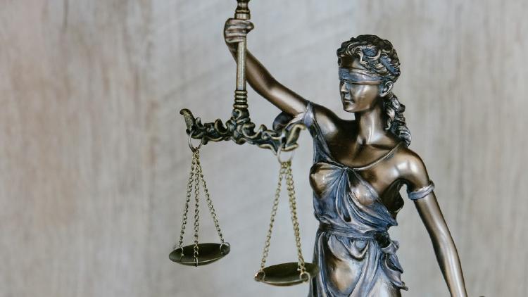 Best AI Tools for Lawyers in 2026: 7 Compared by Task