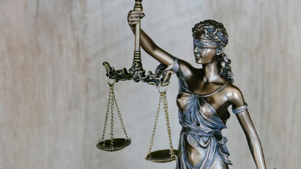Best AI Tools for Lawyers in 2026: 7 Compared by Task