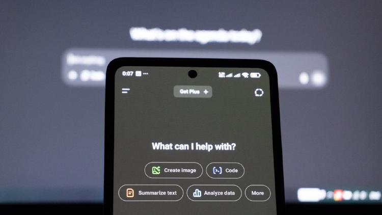 ChatGPT vs Claude vs Gemini: Which AI Assistant Should You Use?